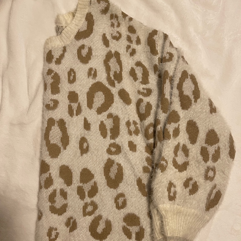 Wishlist sweater-SUPER soft- a little oversized